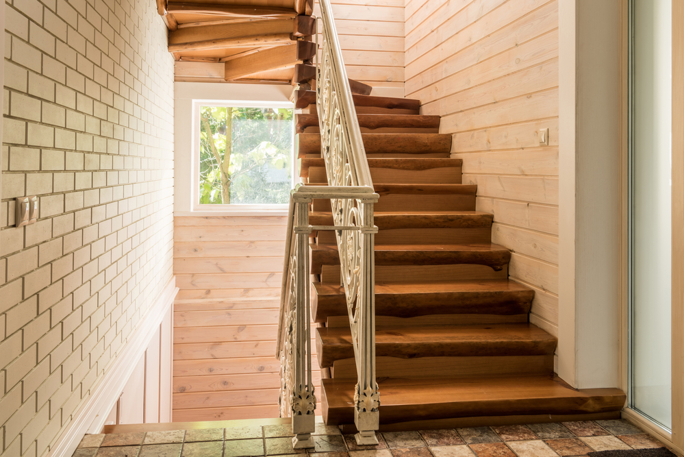 Stairs : Wolves